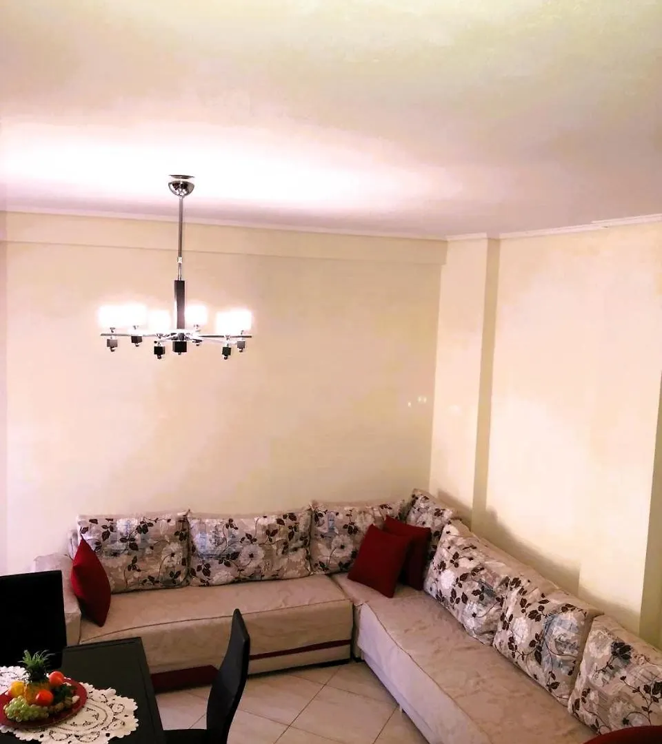 Lungomare Beachfront Apartment Vlore 0*,